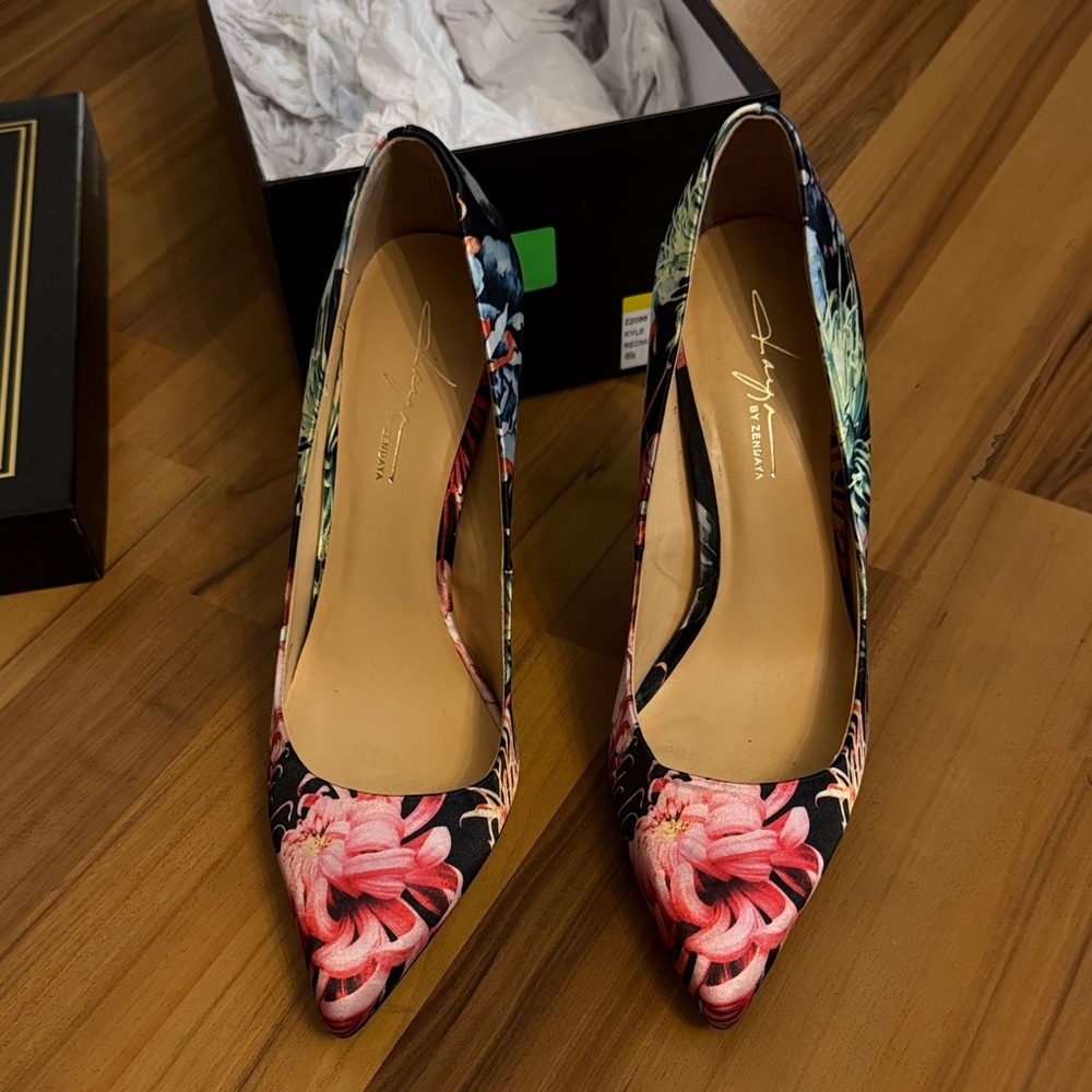 Floral Women's Pumps